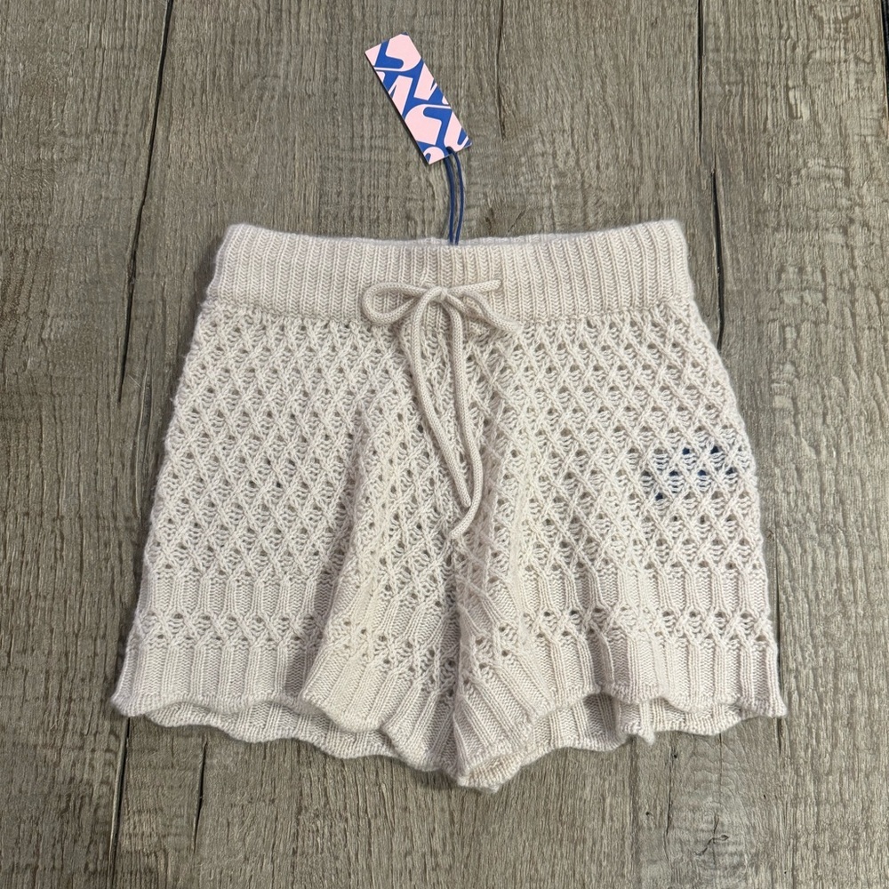 NoName Cashmere Shorts.